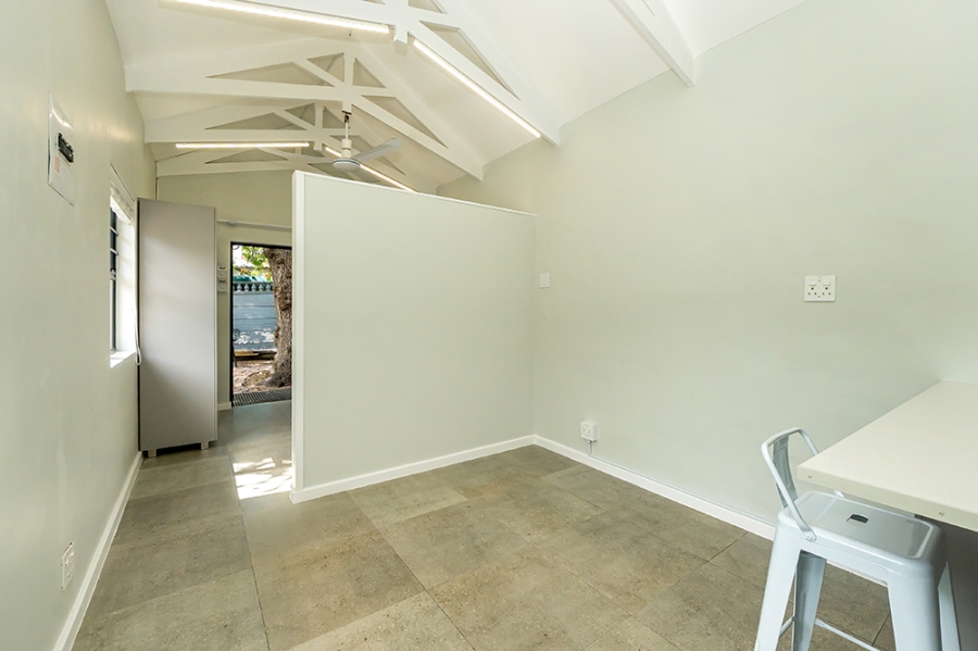 To Let 1 Bedroom Property for Rent in Pinelands Western Cape